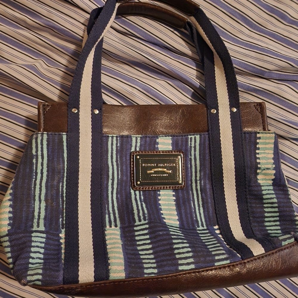 Hand bag